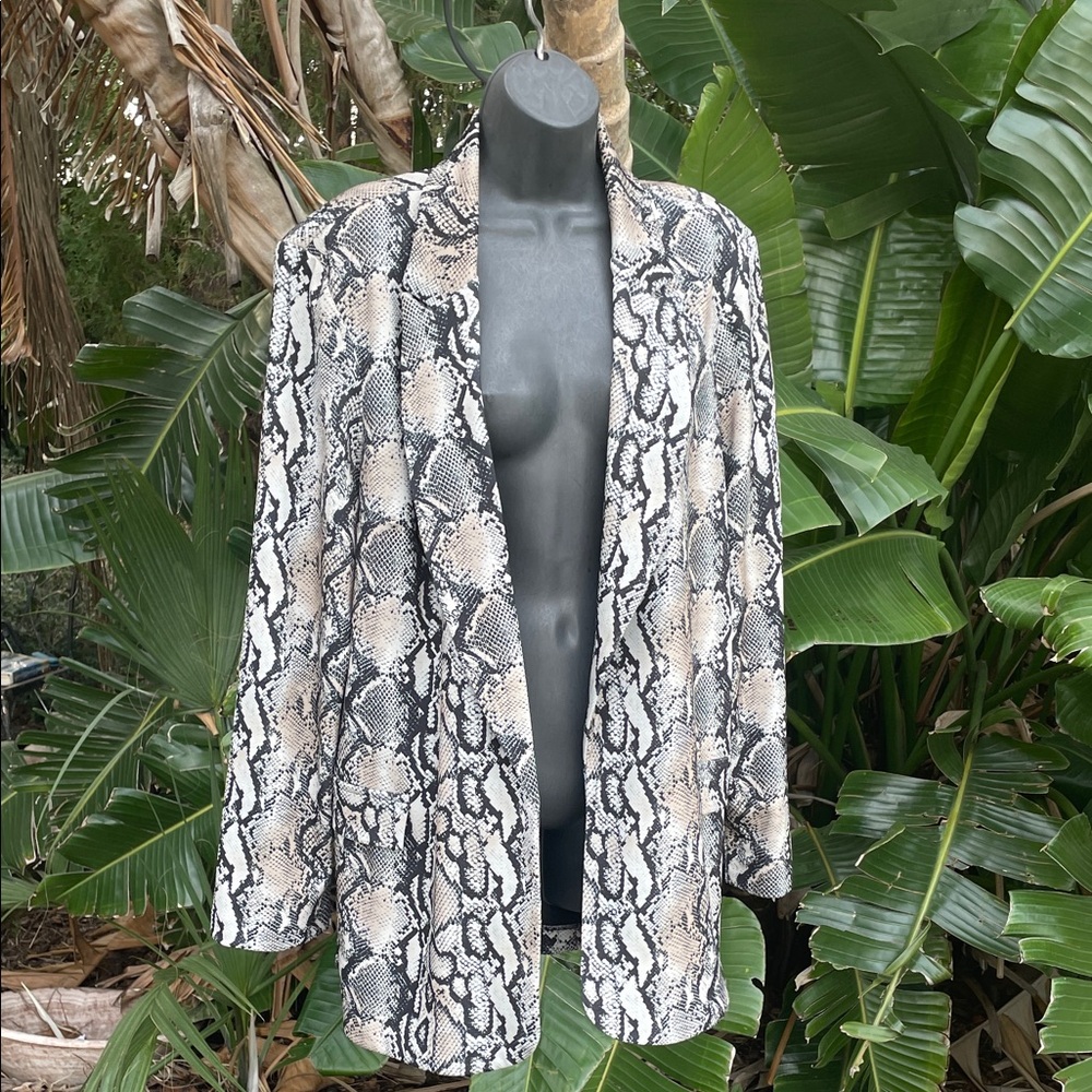 Joseph Ribkoff , snake print jacket